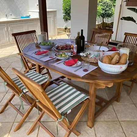 Carolina トッレ・スペッキア・ルッジェーリ