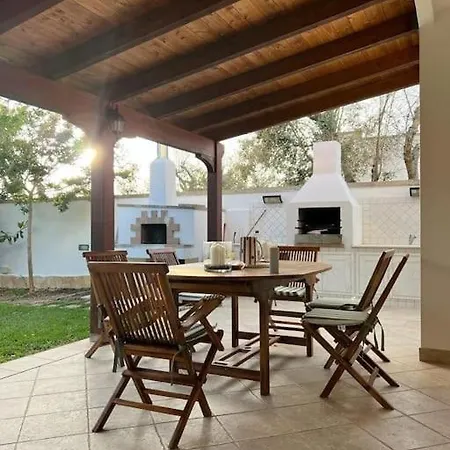 Carolina ヴィラ トッレ・スペッキア・ルッジェーリ