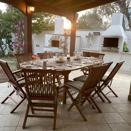 Carolina トッレ・スペッキア・ルッジェーリ